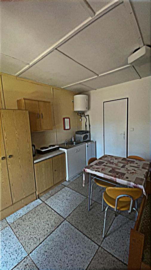 Siska Kemp Doksy  Esterno foto